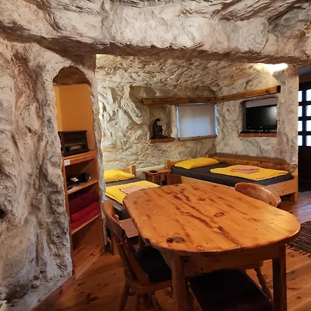 Klub Zlata Ribica Guest house Jesenice