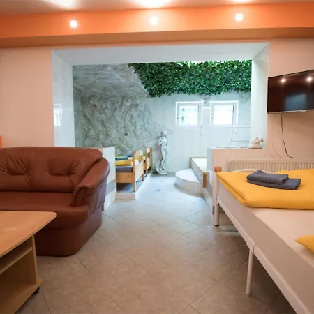 Klub Zlata Ribica 3* Jesenice