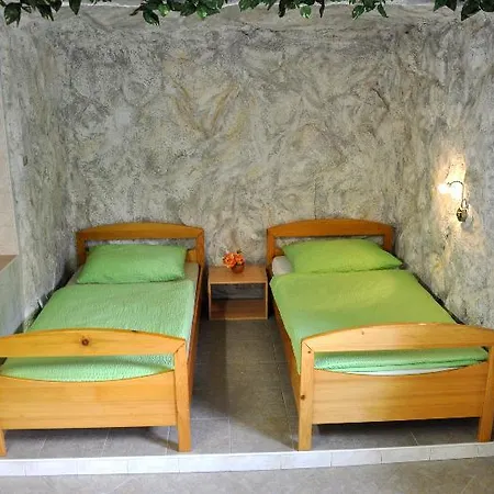 Guest house Klub Zlata Ribica