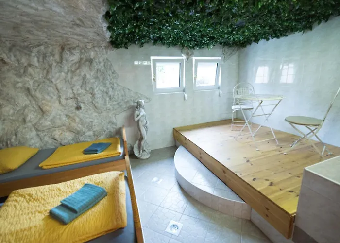 Klub Zlata Ribica יסניצה